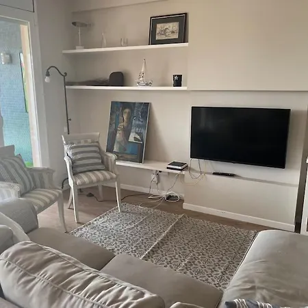 Of 100m2 With Sea Views Apartment